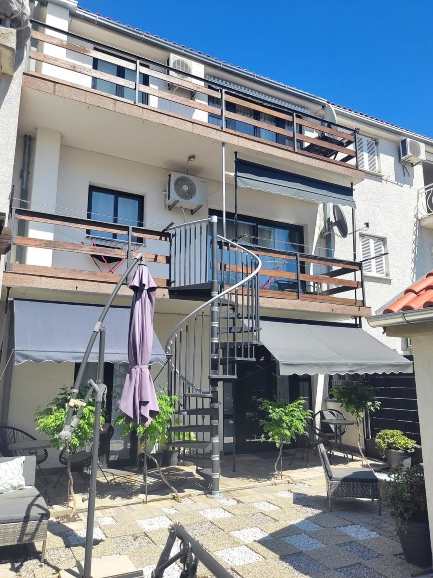 Apartmani Deleut Нови-Винодолски Экстерьер фото